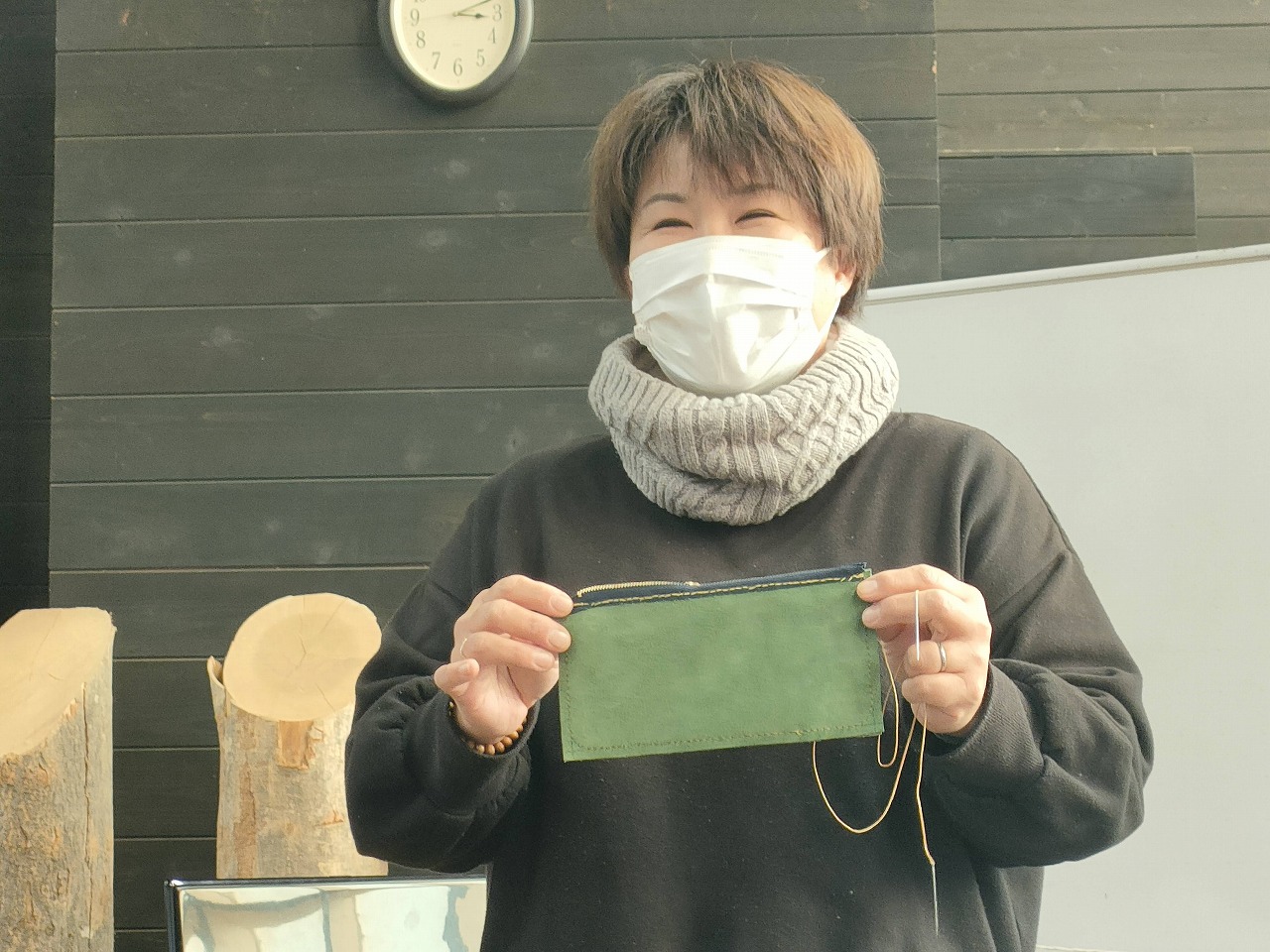 自分で生活を作ろう －鹿革ハンドクラフト体験を実施しました – モリノス