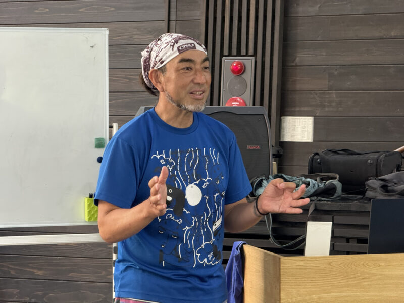 講師の梅本徹さん