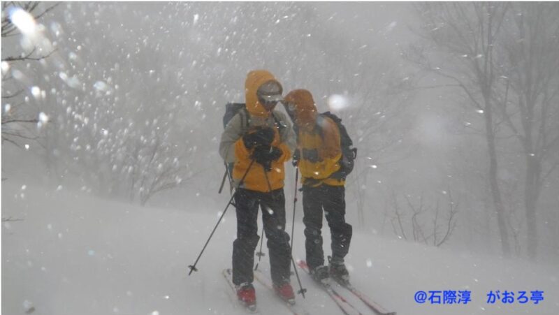 石徹白の吹雪