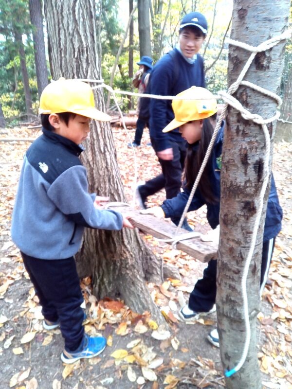 ロープを使って試行錯誤