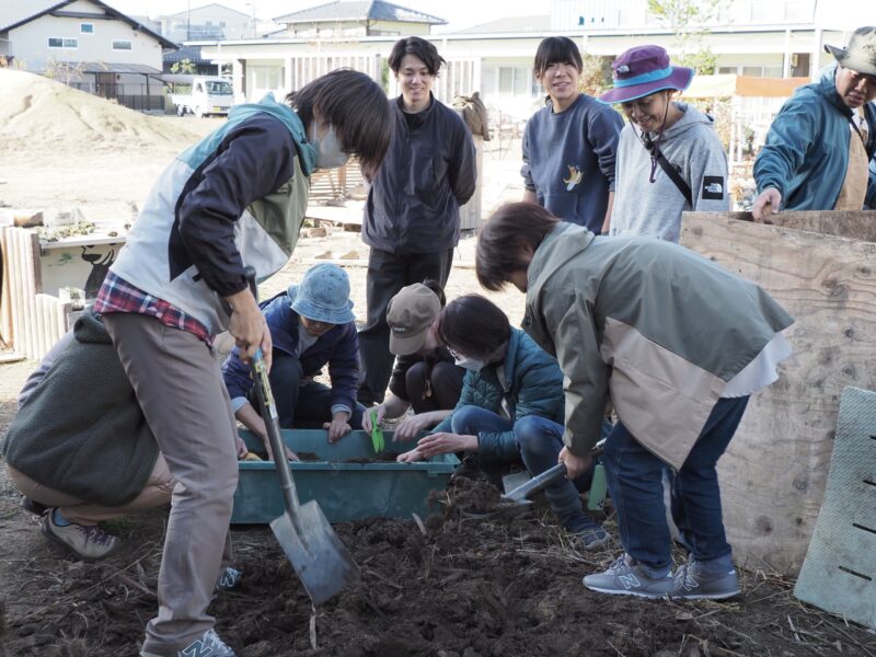 みんなでビオトープづくり