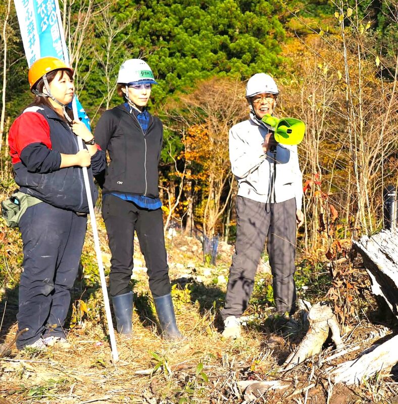 エゴノキの必要性を語る轆轤師の長屋さん
