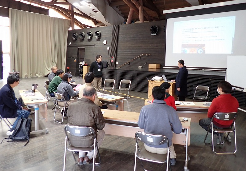 本日の講座について説明する蒲さんと小林先生